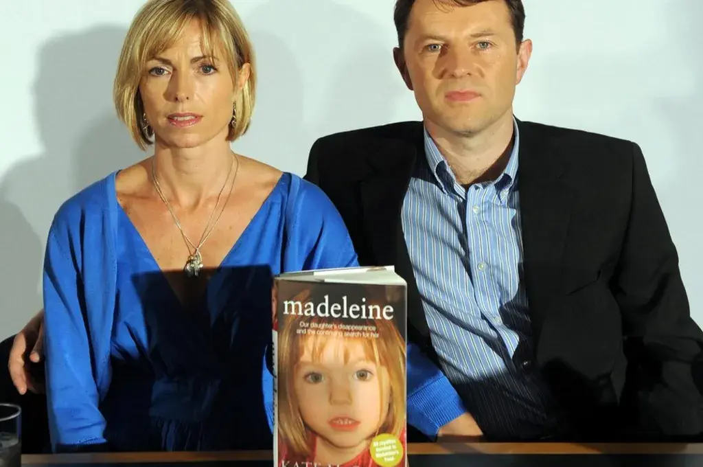 PA Media- Кейт и Джери Маккан на събитие по повод представянето на книгата им 'Мадлен'